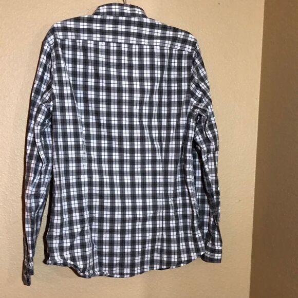 Michael Kors Slim Fit button down long sleeve shirt - Picture 2 of 7